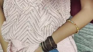 Stepsister kapda pahan rahi thi tabhi stepbrother aake pel diya