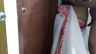 Indian Real 35y Old Maid Cleaning Boss's Room When His Wife Not At Home Just Then The Boss Give Her Anal Fuck