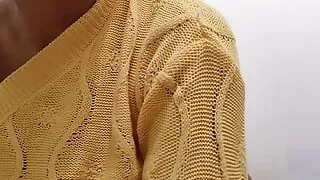 Indian desi Girl masturbating solo fingerings