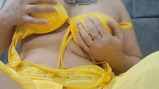 A sexy bhabhi