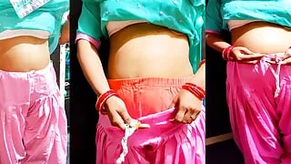 Video of desi villager bhabhi changing clothes (Hindi audio)