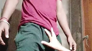 Gao's girl is sucking the land.