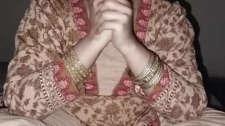 Pakistani Hira butt ghar aagai Choodwane????