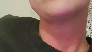 Sexy American Milf Pees & Masturbates