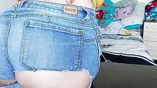 Amateur wife yoga exercises, body oil, hair pussy. Hairy pussy wife, big ass, big tits.