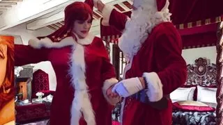 Granny Carmen Claus' Merry Christmas Suck & Fuck Creampie