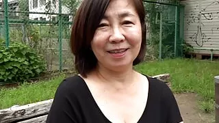 H077G01 The first AV of a mature woman with a strong libido in a rigid profession!