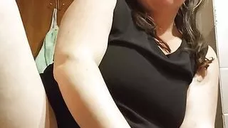 Stepmom cums in the toilet