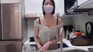 I just finished cutting my hair, and I wanted to wash the dishes properly, but I was suddenly inserted into my vagina