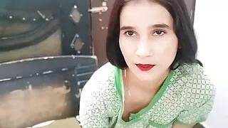 Pa Pa Ne Mujhe Rat Me ghori Ban ke Chode