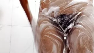 I'M CUMMMMING!!! - HOT MILFS CUM HARD while bathing