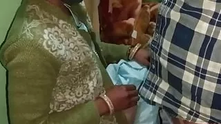 Neighbor sister-in-law kissed the younger brother-in-law