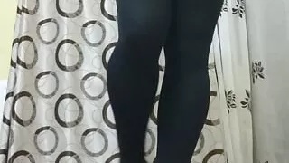 Black pantyhose masturbation