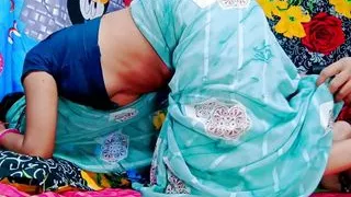 my roommate fucks me hard in missionary then pull my hair while fucking in doggystyle cum outside while cuckold works