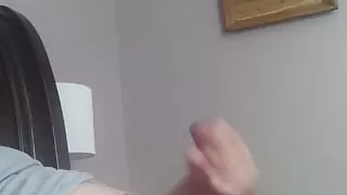 Jerk off dripping cumm