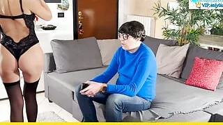 Sexually Unfulfilled Stepmom Attraction X Boy Picked Up At The Gym Turns On Stepson