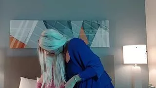 Hot Blonde Crossdresser Puts Redhead Trans Woman