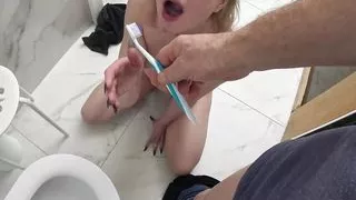 Daruma Rai Washing Teeth Wiyth My Cum and Piss