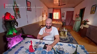 Indisches Girl von reifem Kerl gevögelt