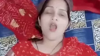 The brother-in-law fucked the sister-in-law a lot after blowing her leg.