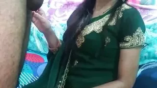 Indian Stepsister Ki Gand Mein Chudai Hindi