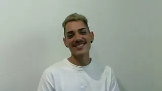 Blue Eyed Australian Gay Beckett Masturbates His Hard Dick