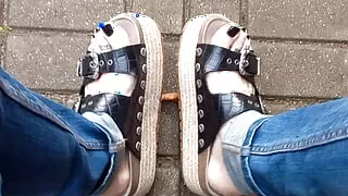 my feet - crossdressing