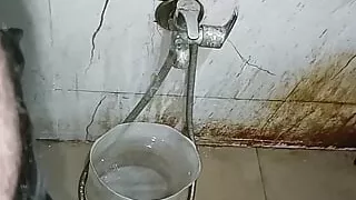 Friends, I have stayed in the company today to make sexy videos for you.