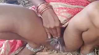 Indian village bhabhi jungle sex in outside sex