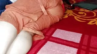 Indian aunty Nusrat called her house tenant to fuck her pusssy...Hot ???? aunty seduced by her house tenant