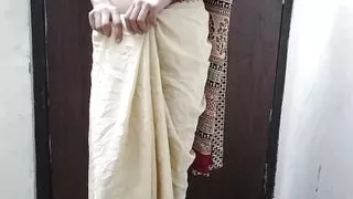 Desi bhabhi ki chudai hard-core sex