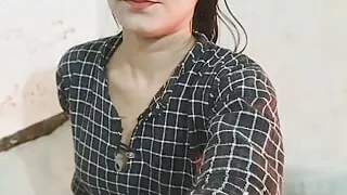 Bhabhi ne darji ko apni chut dikhai