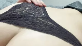 He invited his girlfriend to have sex and she agreed