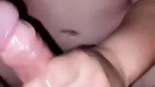 Busty Chubby MILF Gives Me a Sexy Handjob POV - Soraya Culona Latina 1