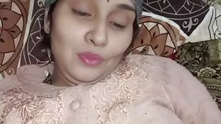 Bhabhi sent her new year greetings to her brother in law with pussy fucking, hindi sex video of Madhuri bhabhi her own picture