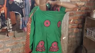 Village hot bhabhi sex in home