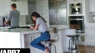 Swappz - Swapping Our Little Step Sisters Kylie Rocket & Lily Larimar for a Halloween Foursome