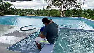 The Pool Cleaner Unclogged My Pipes, the Joy Was Filled