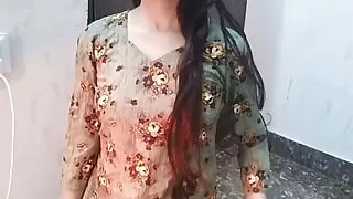 Mama ji ne meri kamseen jawani dekhi