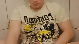 I swallow my piss for the first time ????