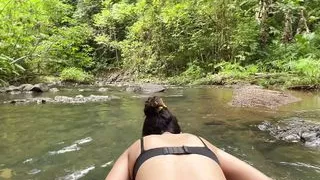 Pinay Picking Wild Ferns and Sex - Nauwi sa Kantutan - Nature Lover PH