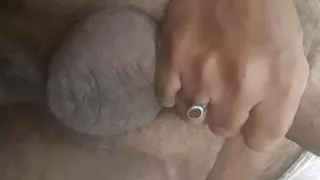 Indian Big married mature lund stroking and relaxig having pleasure time... Looking for fuck buddy in Lucknow