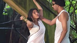 Indian 18 Year Old Cute Girl Sex with Boss! Indian Sex