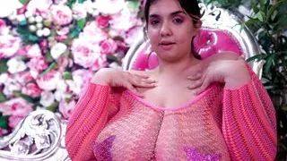 Chubby Babe Rose D Kush Rides a Big Silicon Prick