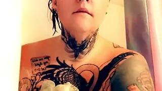 Naughty Milf Plays with all her Juiciness