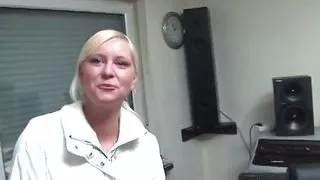 Slim Blonde Chick with an Amazing Body Is Ready to Fuck Hard