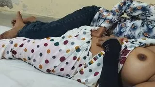 India hot sexy wife fuck and pussy eating with her husband