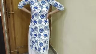 Soteli behen ne soteli bhi se marwai apni chuti hindi sex