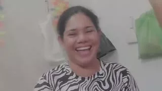 Mamada Con Blusa De Rayas