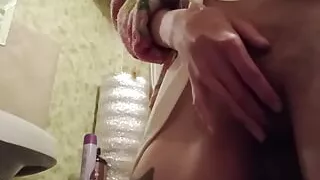 Instead of Brushing My Teeth in the Morning, I Masturbate in Front of the Sink